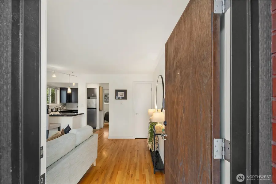 7106 California Avenue Sw #101, Seattle, WA 98136 - #2