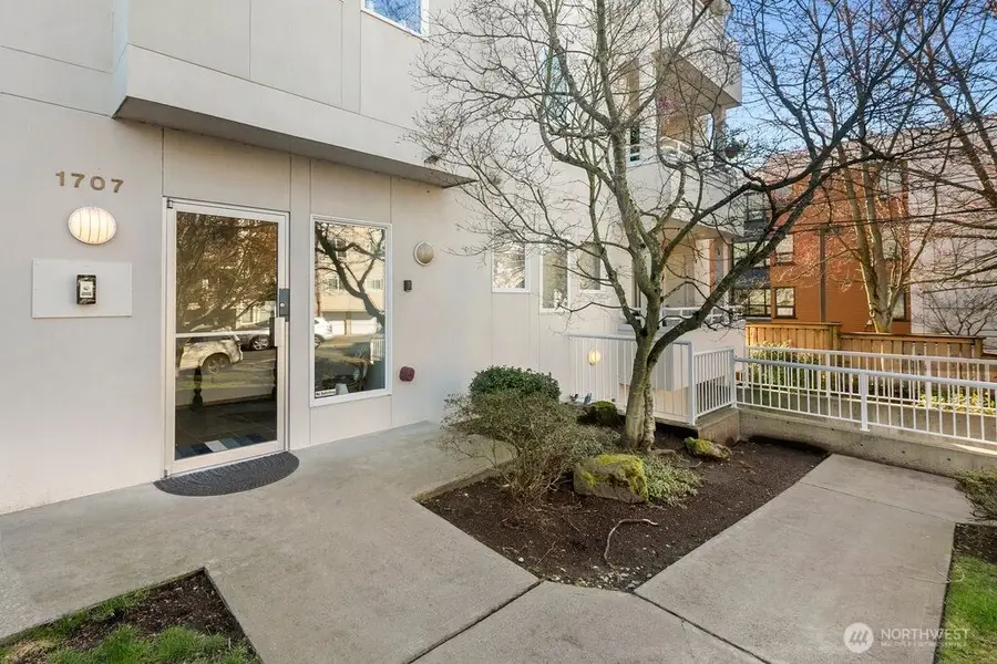 1707 NW 59th Street #302, Seattle, WA 98107 - #2