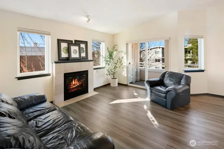 1707 NW 59th Street #302, Seattle, WA 98107 - #3