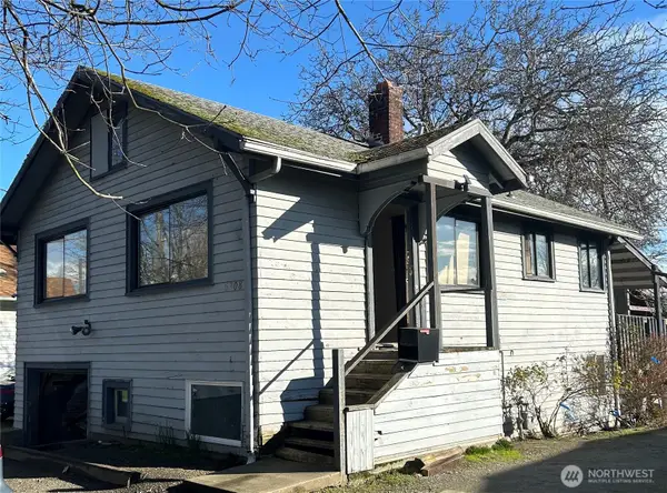 5908 Beacon Avenue S, Seattle, WA 98108