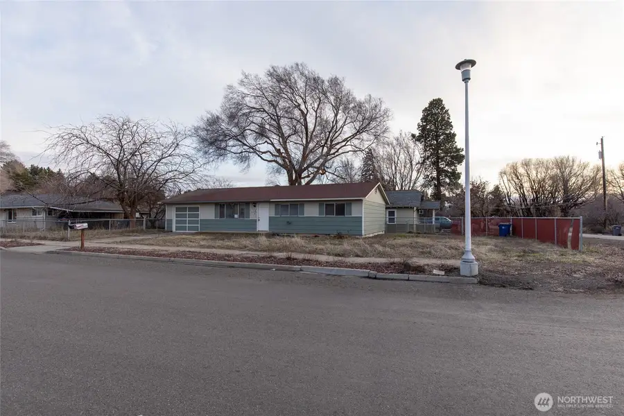 1308 E 15th Avenue, Ellensburg, WA 98926 - #3