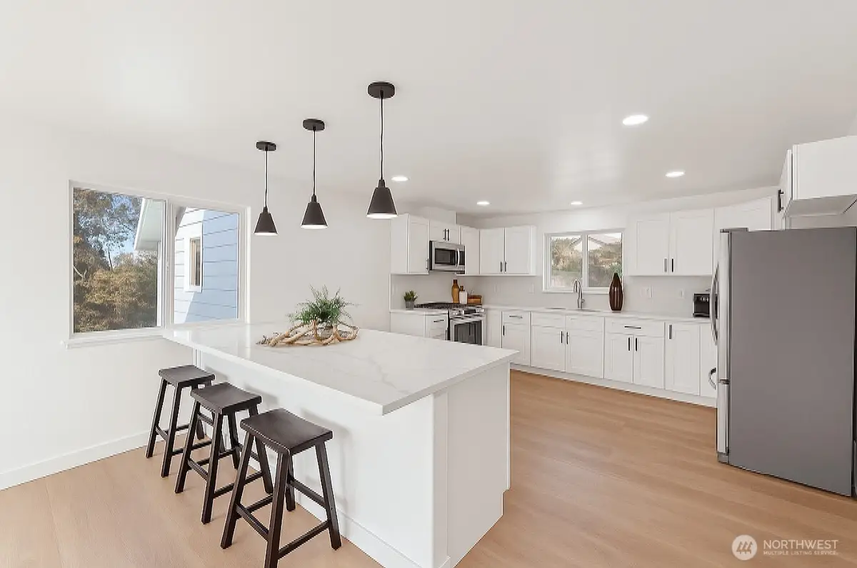 8305 Duncan Ave S, Seattle, WA 98118 - #1