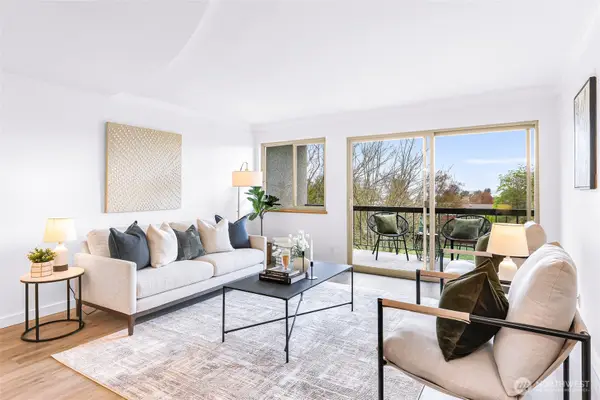 732 11th Avenue E #305, Seattle, WA 98102