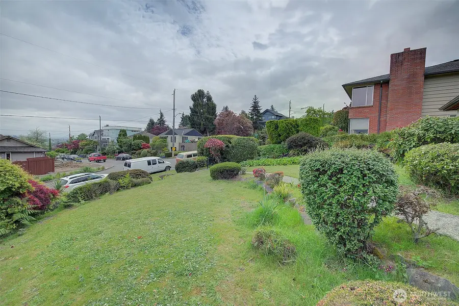 4045 29th Avenue W, Seattle, WA 98199 - #3