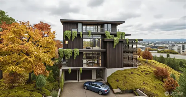 19 32nd Avenue W #14, Seattle, WA 98199