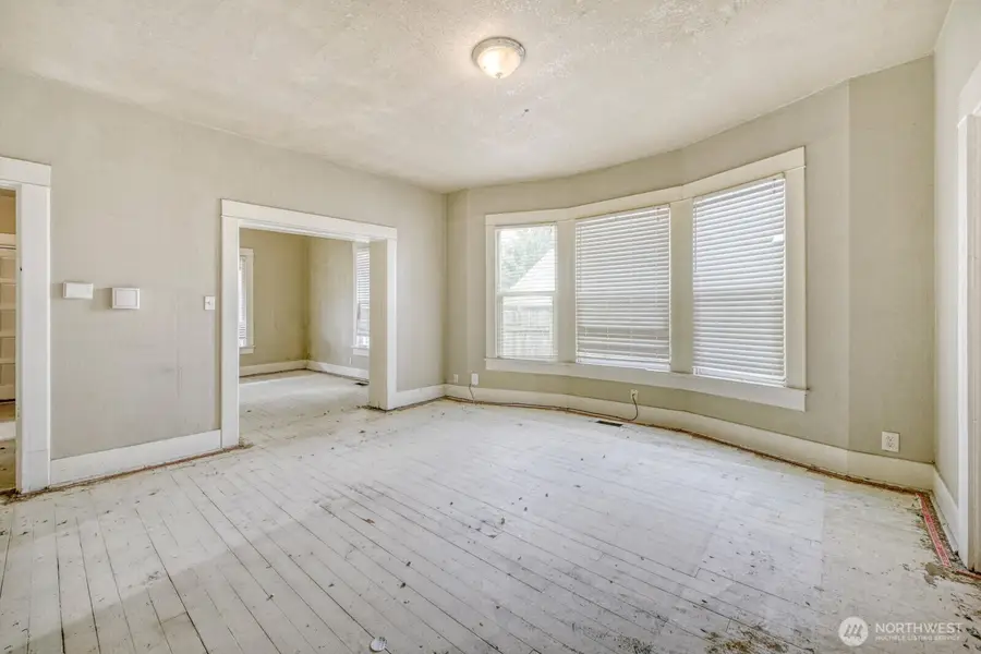 732 5th Avenue N, Kent, WA 98032 - #3