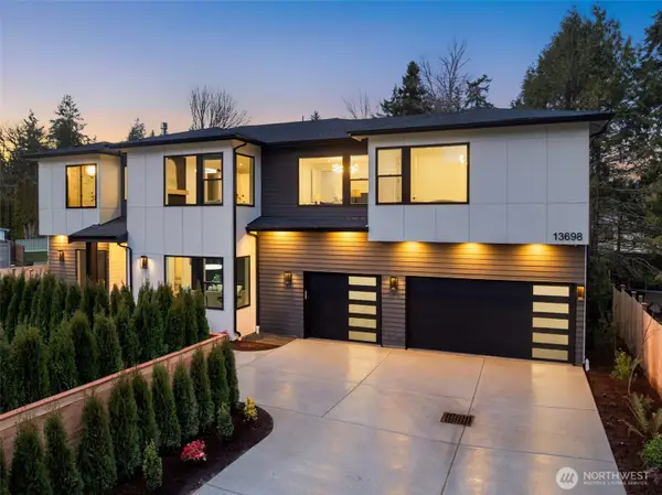 13698 NE 83rd Street, Redmond, WA 98052