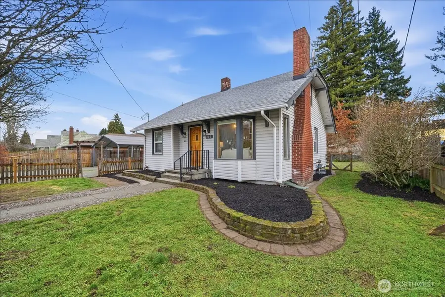 203 17th Street Nw, Puyallup, WA 98371 - #2