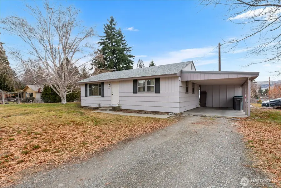 1100 3rd Street, East Wenatchee, WA 98802 - #3