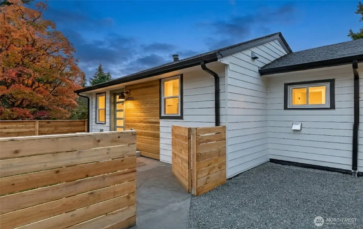 14321 Interlake Avenue N #A, Seattle, WA 98133 - #1