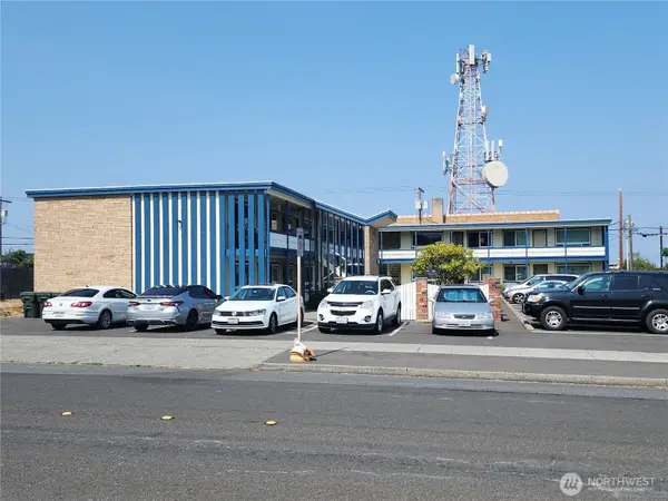 402 Laurel Street, Port Angeles, WA 98362