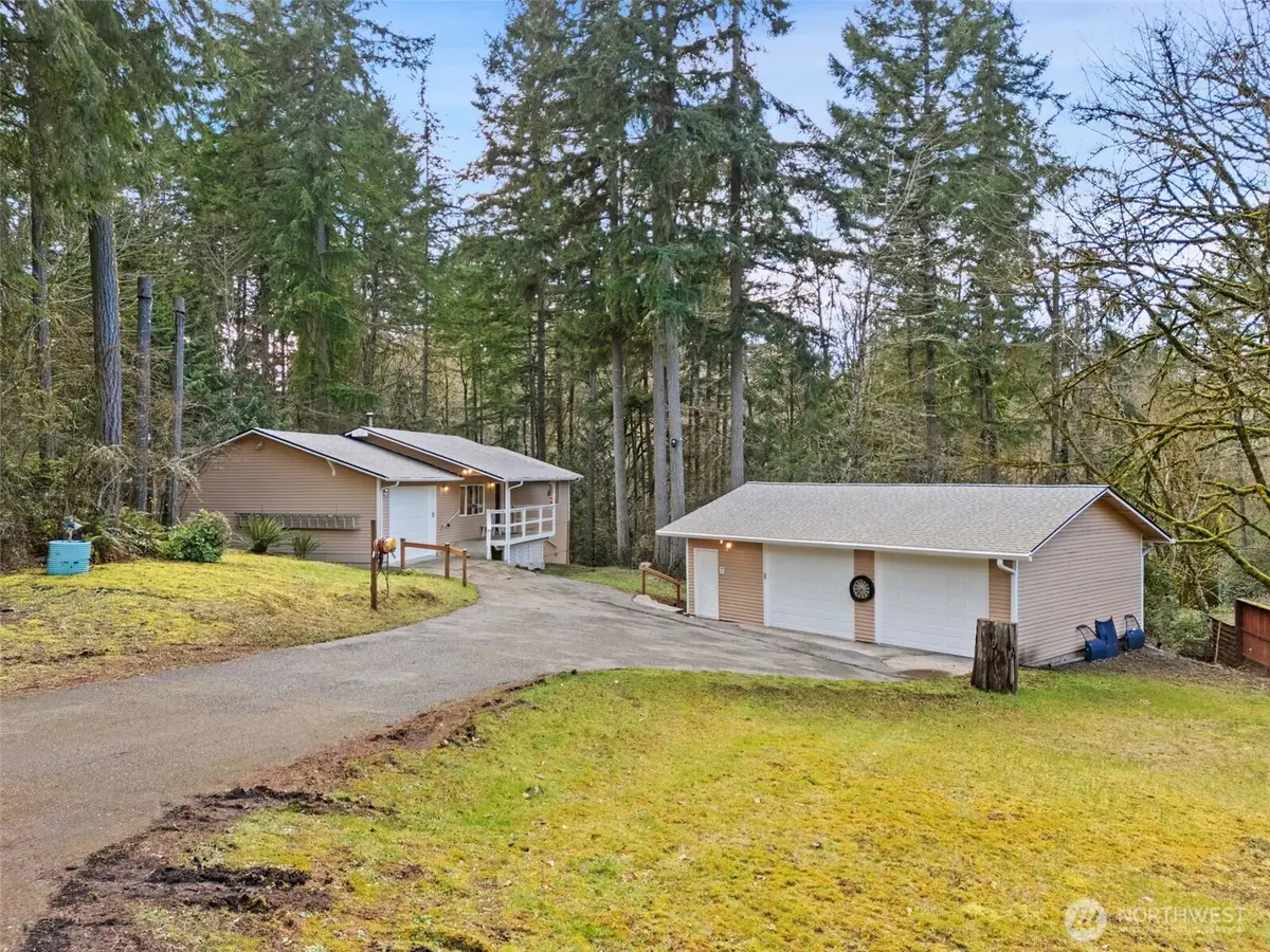 565 NE Ormsby Way, Bremerton, WA 98311 - #1