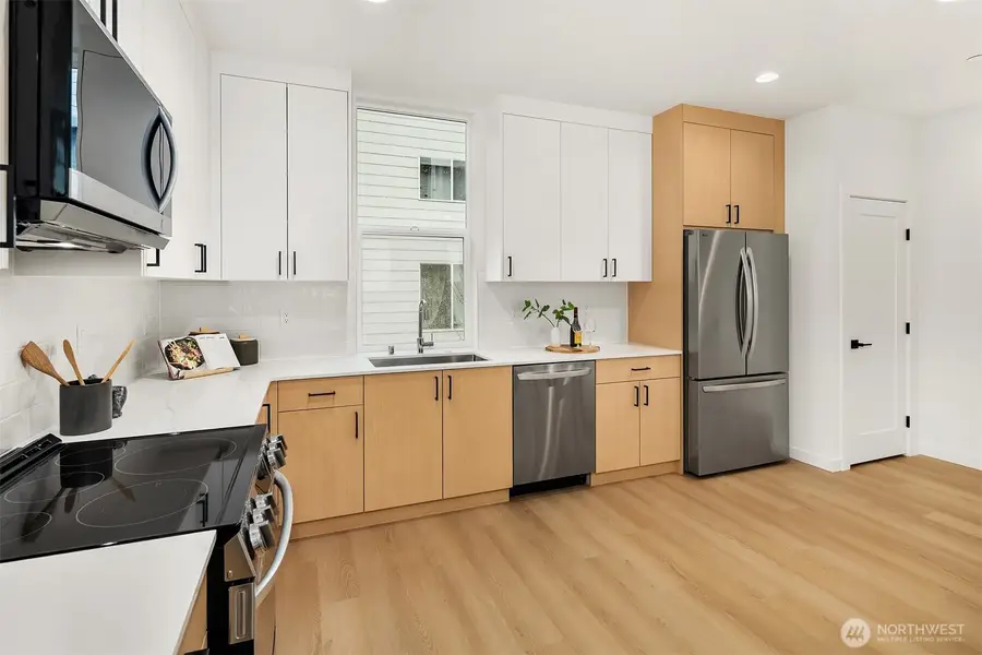 18011 2nd Avenue Ne #A, Shoreline, WA 98155 - #3