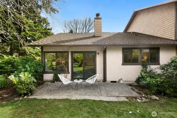 11917 Stendall Place N, Seattle, WA 98133