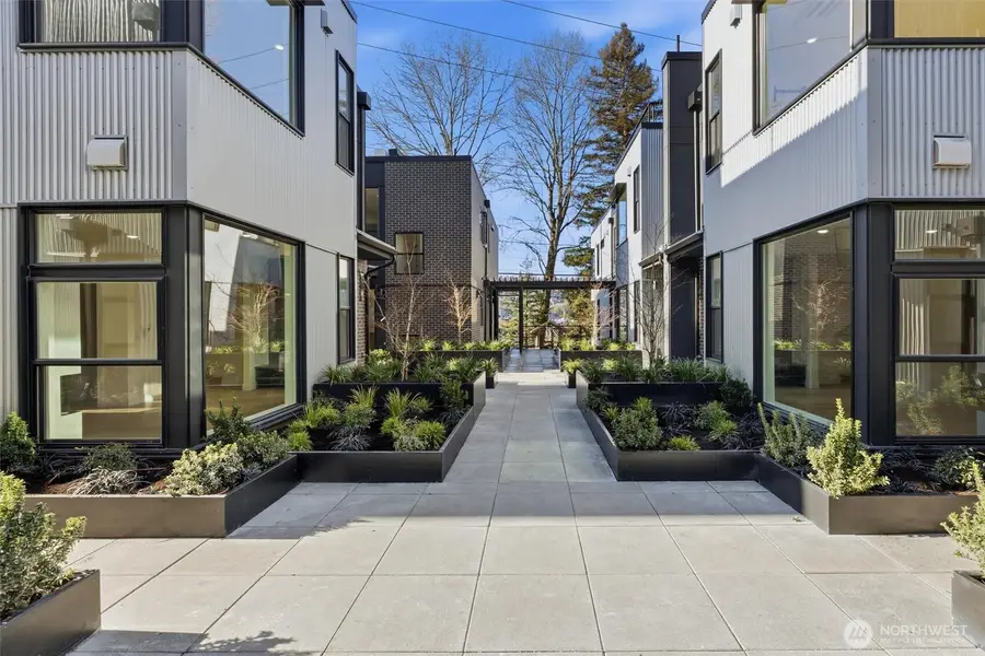 2012 Fairview Avenue E #B, Seattle, WA 98102 - #2