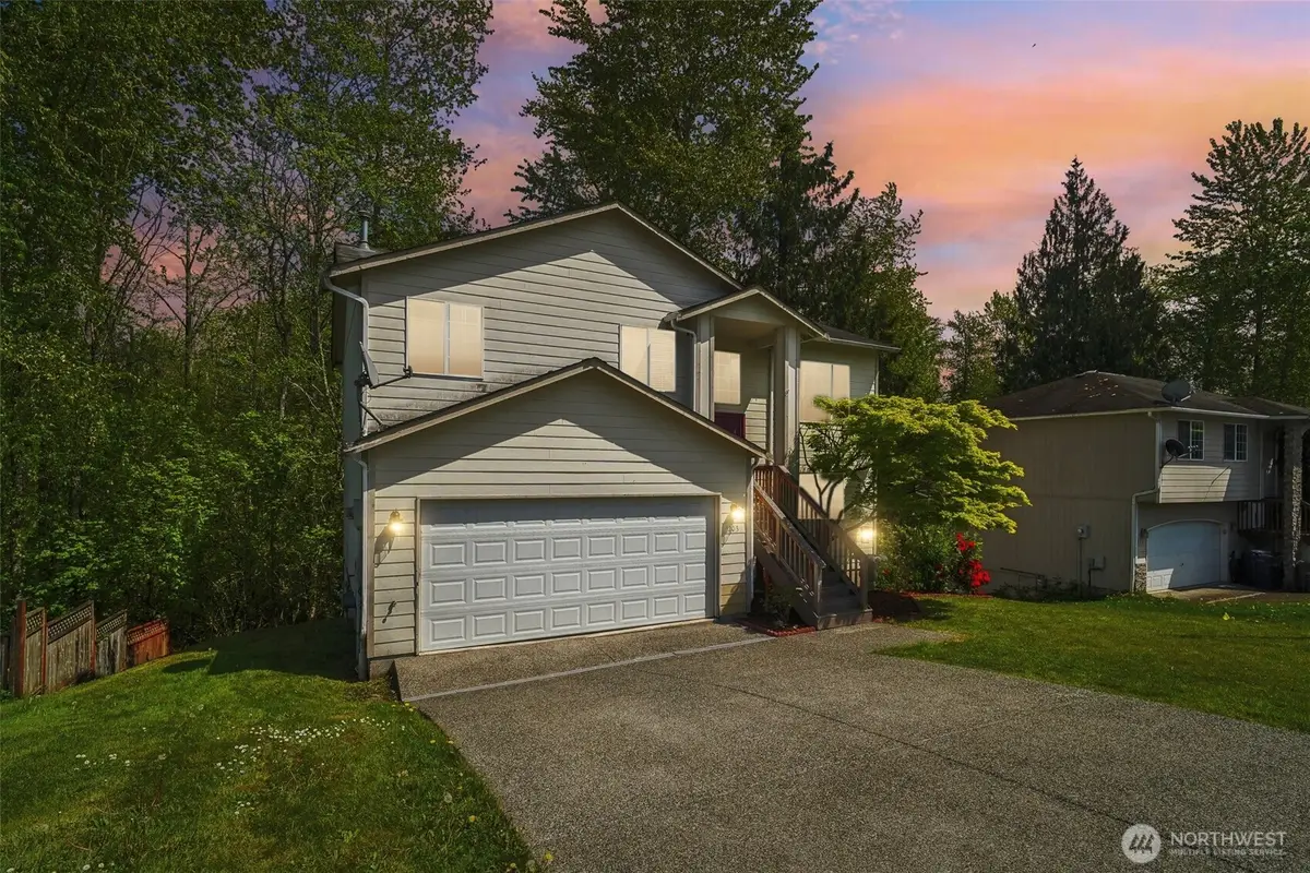 3203 Lake Drive, Lake Stevens, WA 98258 - #1