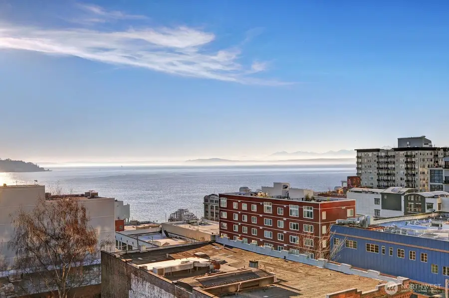 2414 1st #321, Seattle, WA 98121 - #2