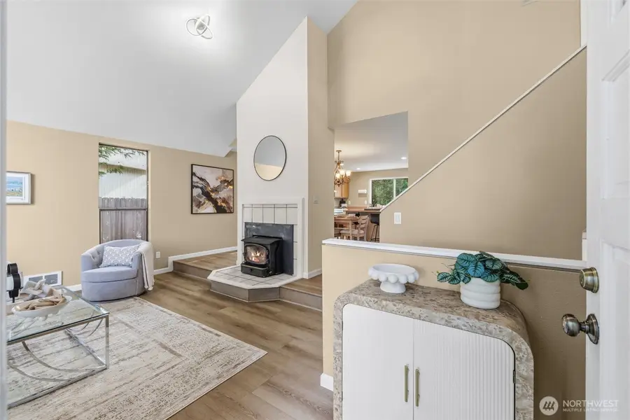 19532 135th Avenue Se, Renton, WA 98058 - #3