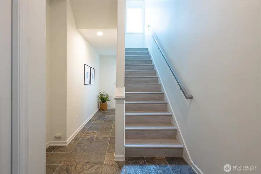 1820 Franklin Avenue E, Seattle, WA 98102 - #2