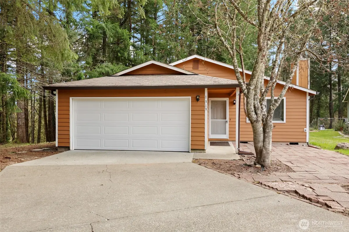 1319 14th Avenue Sw, Olympia, WA 98502 - #1