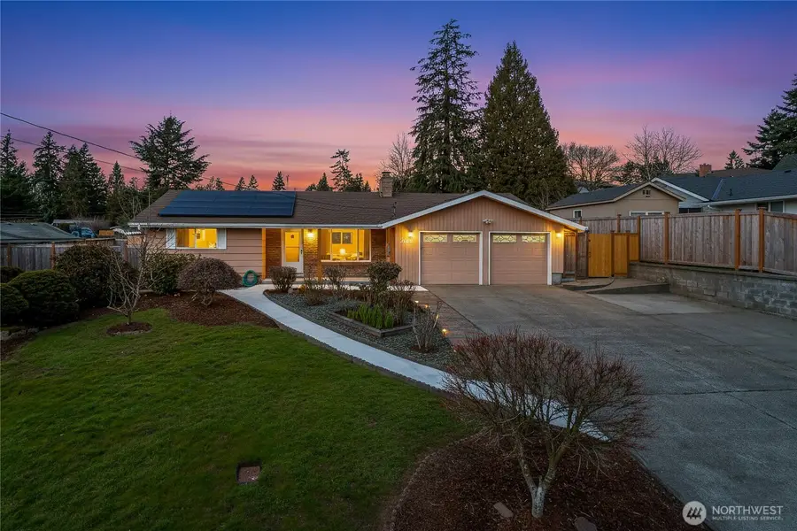 9812 S 212th St, Kent, WA 98031 - #2