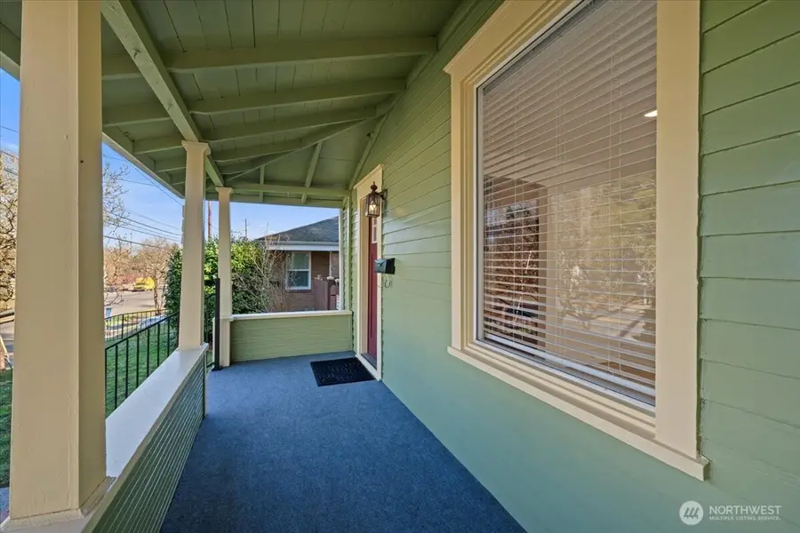 864 S 48th Street, Tacoma, WA 98408 - #3