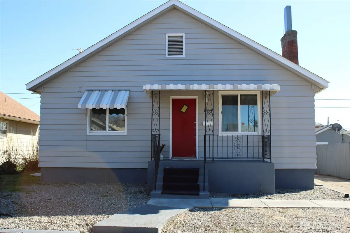 104 E 5th Avenue, Ritzville, WA 99169 - #1