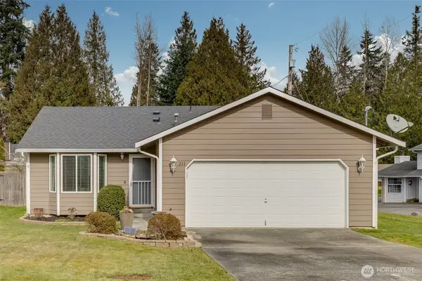 211 105th Street Se, Everett, WA 98208