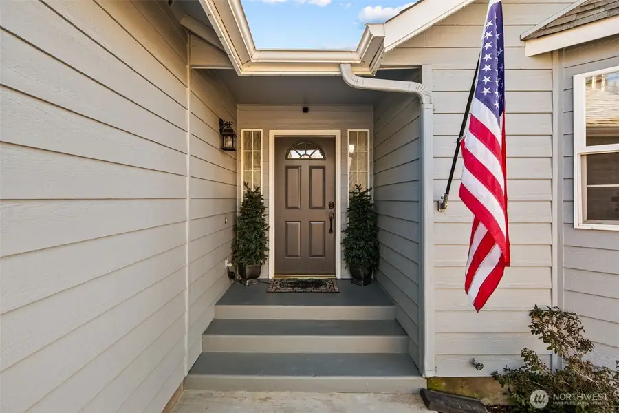 1816 NE 3rd Street, East Wenatchee, WA 98802 - #2