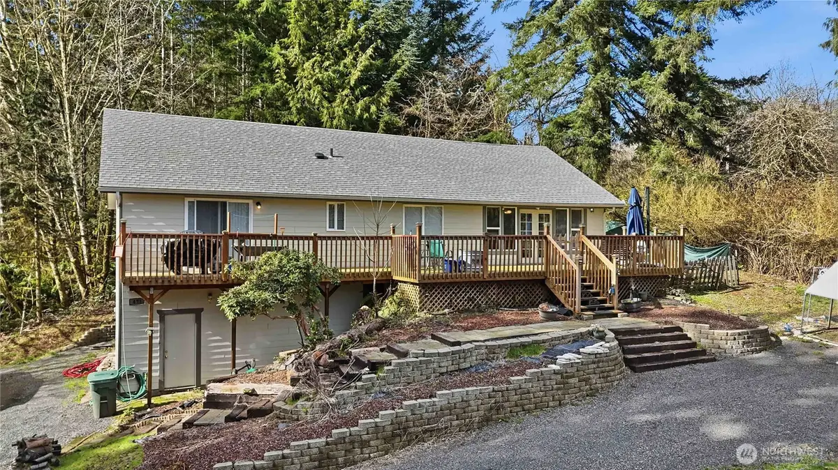 421 Mcadams Road E, Longview, WA 98632 - #1