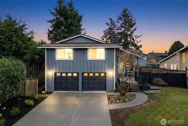 1413 S 275th Place, Des Moines, WA 98198