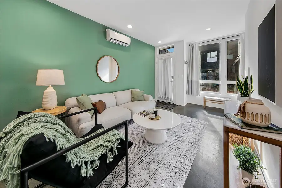 6726 Corson Avenue S #F, Seattle, WA 98108 - #3