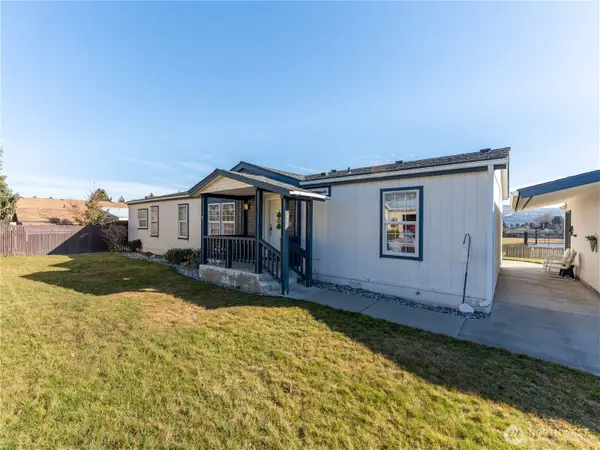 913 Meadow Ridge, Wenatchee, WA 98801