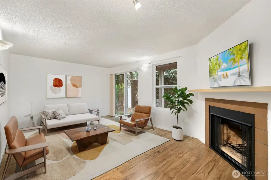 19857 25th Avenue Ne #105, Shoreline, WA 98155 - #3