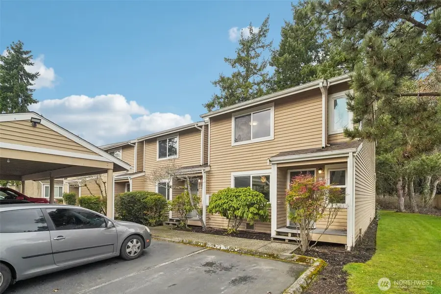 23912 12th Place S #201, Des Moines, WA 98198 - #2