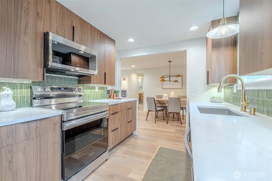 515 NE 123rd Street, Seattle, WA 98125 - #3