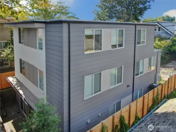 4709 8th Avenue Ne, Seattle, WA 98105