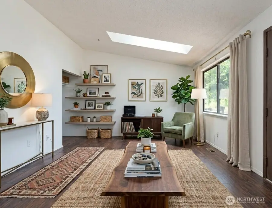 201 E 36th Street, Tacoma, WA 98404 - #3