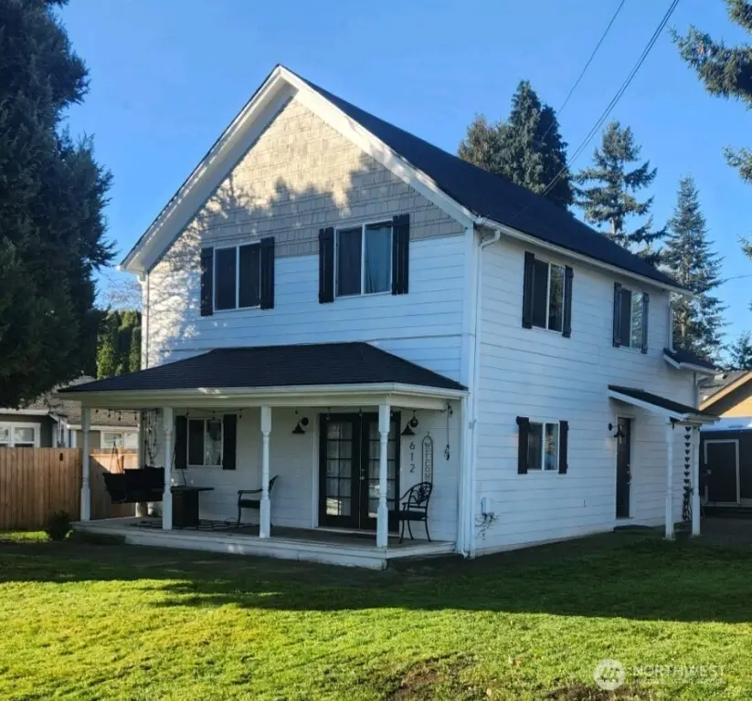612 Hunt Avenue, Sumner, WA 98390 - #1