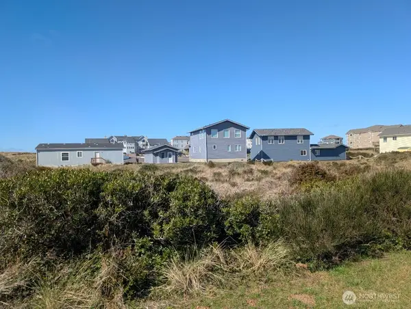 1407 Ocean Crest Avenue Sw #36, Ocean Shores, WA 98569