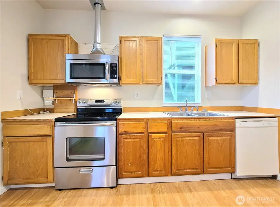 3418 Wetmore Avenue, Everett, WA 98201 - #3