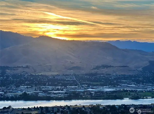 886 NE Conner Court #37, East Wenatchee, WA 98802