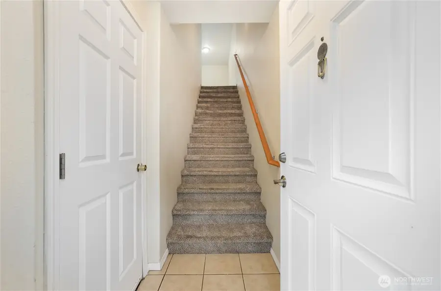 5207 Solberg Drive Sw #B, Lakewood, WA 98499 - #3