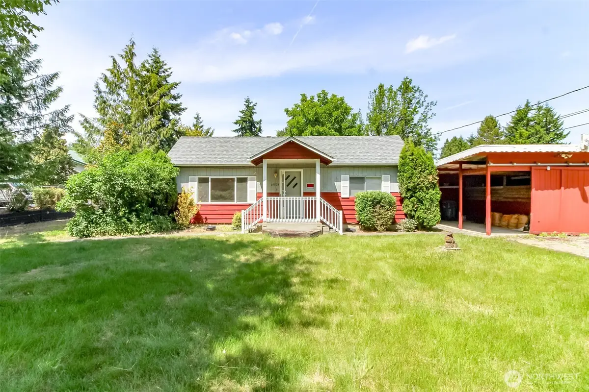 14523 Pioneer Way E, Puyallup, WA 98372 - #1