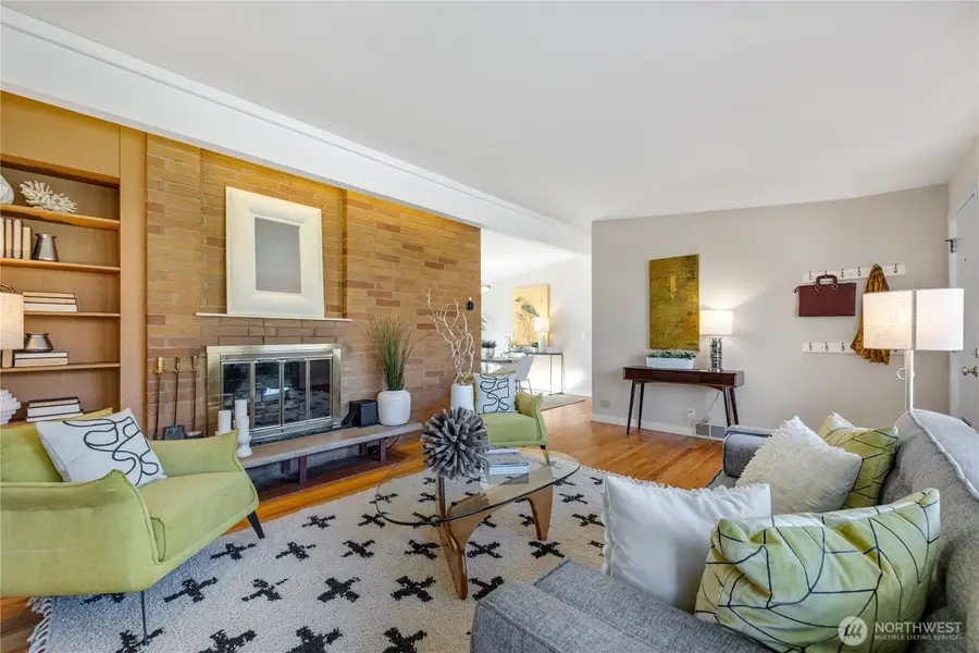 2415 W Mcgraw Street, Seattle, WA 98199 - #3