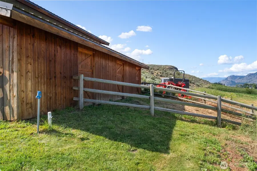 36 Rooster Flats, Oroville, WA 98844 - #3