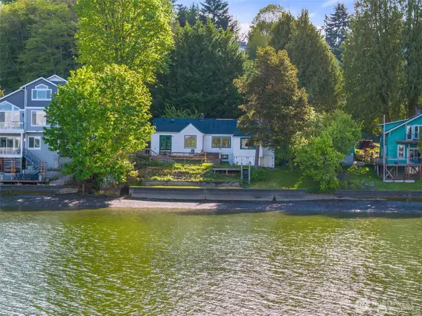 1333 East Bay Drive Ne, Olympia, WA 98506
