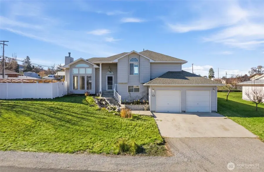 17 Washington Place, Electric City, WA 99123 - #2