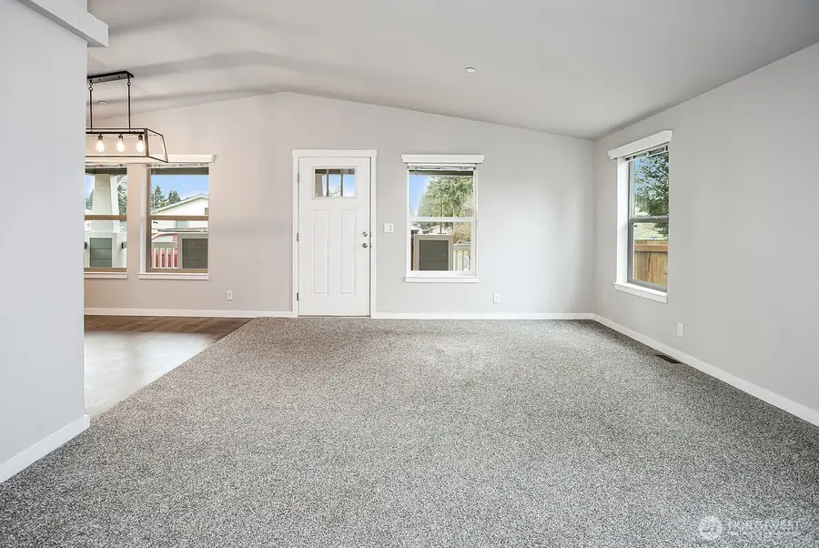 3344 Pine Street, Longview, WA 98632 - #2