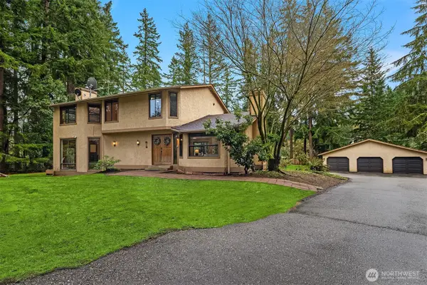 22223 NE 82nd Place, Redmond, WA 98053